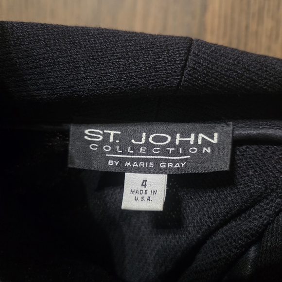 St. John Black Blazer - Picture 3 of 3